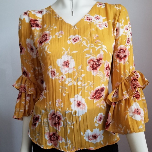 Blouse - Picture 2 of 2